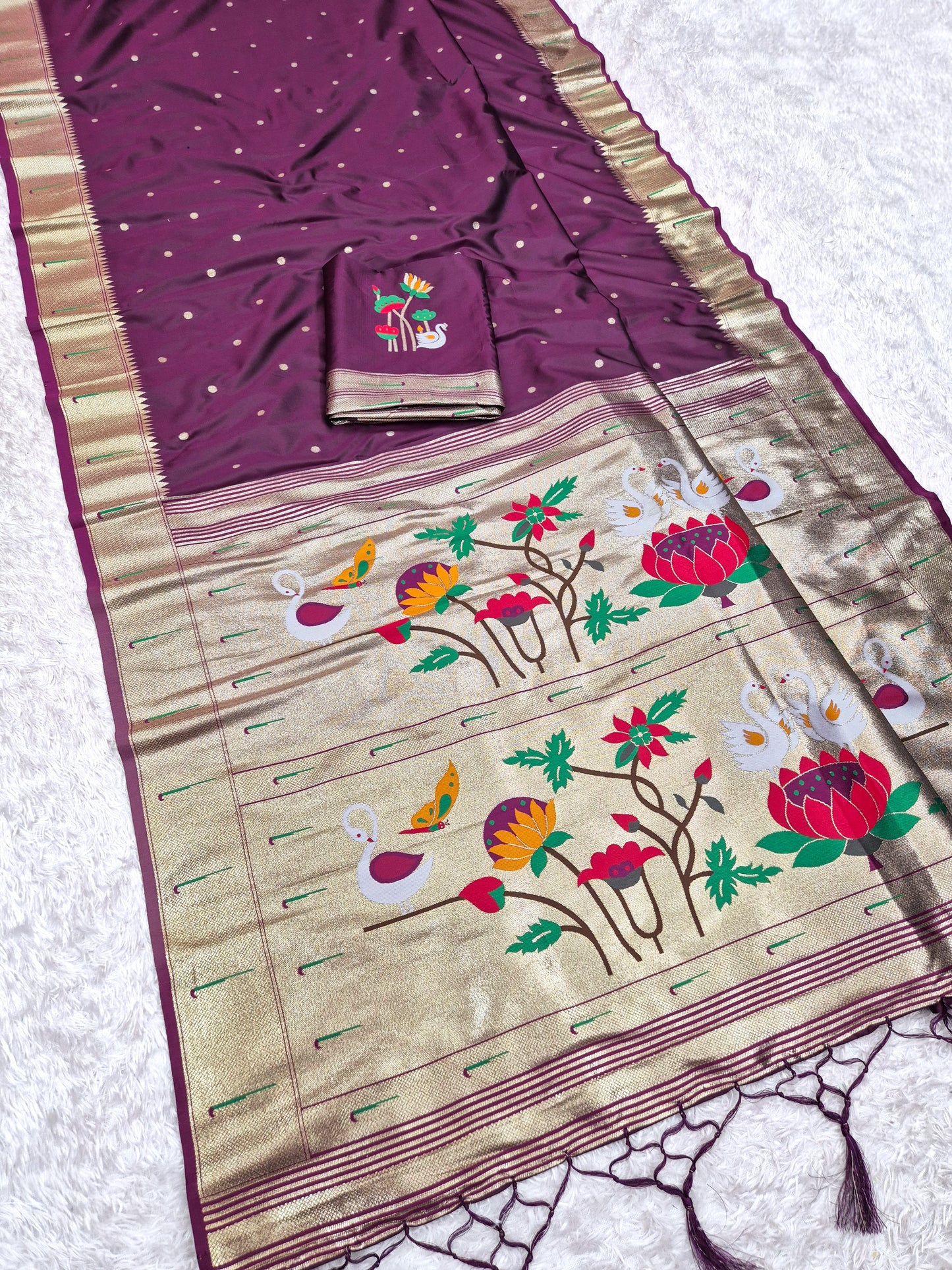 Catalogue Designer Silk Saree