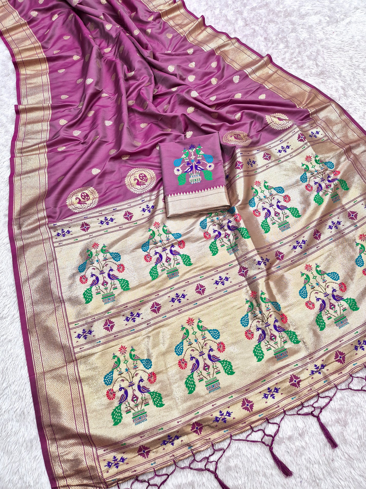 Catalogue Designer Silk Saree