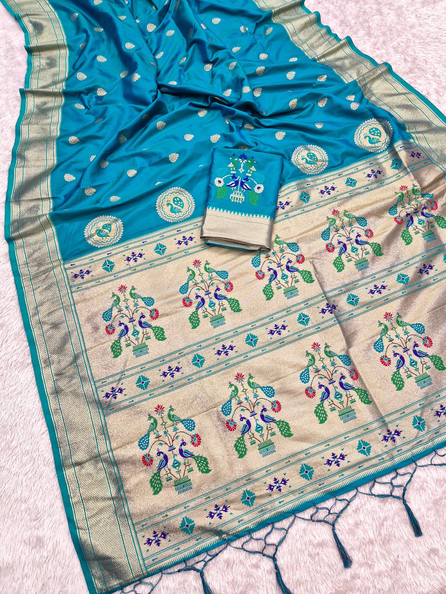 Catalogue Designer Silk Saree