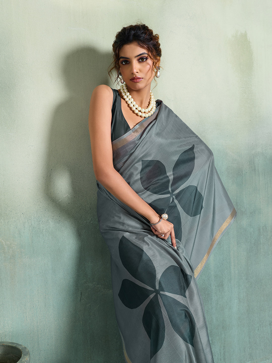 Catalogue Designer Silk Saree