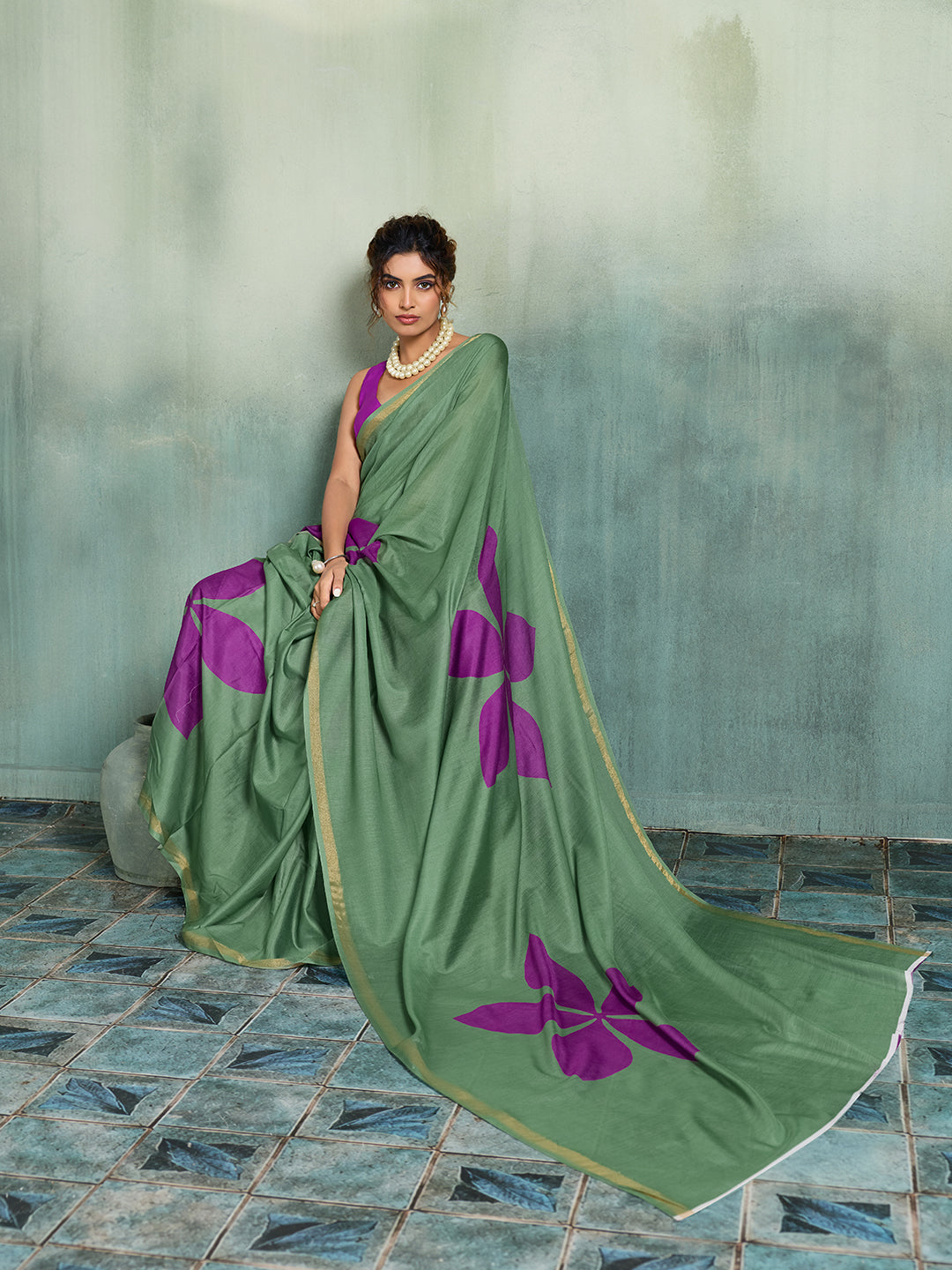 Catalogue Designer Silk Saree