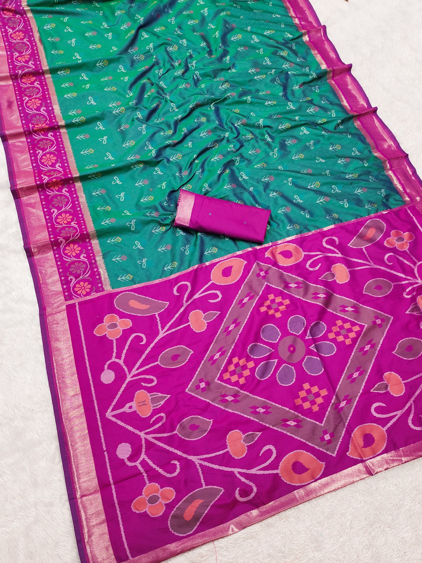 Catalogue Designer Pochampalli Silk Saree