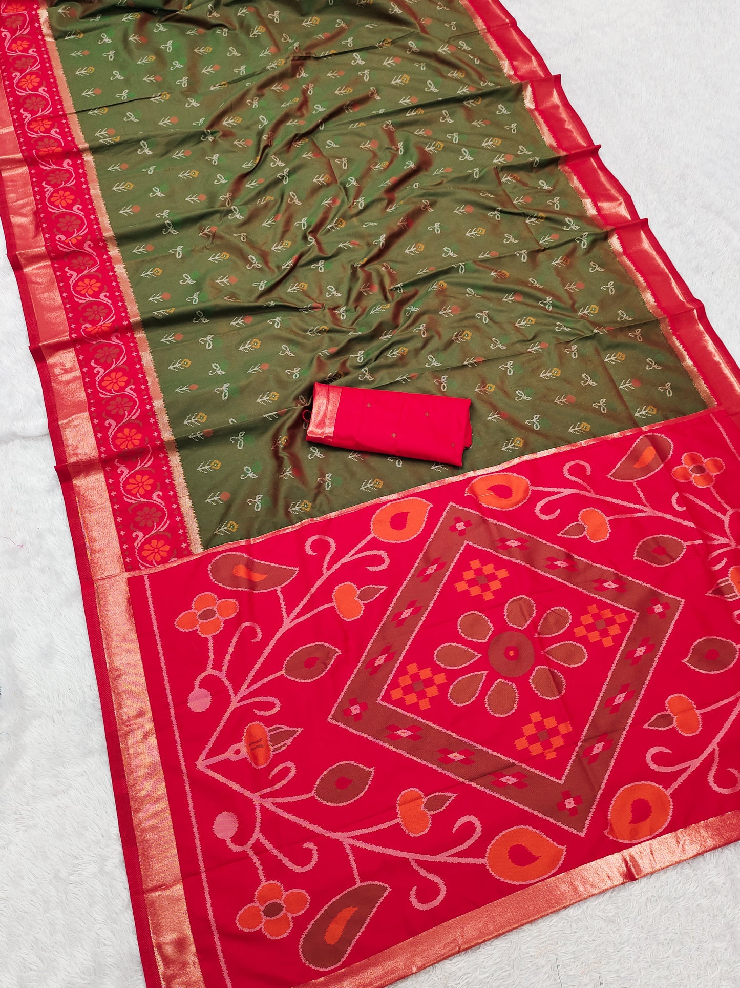 Catalogue Designer Pochampalli Silk Saree