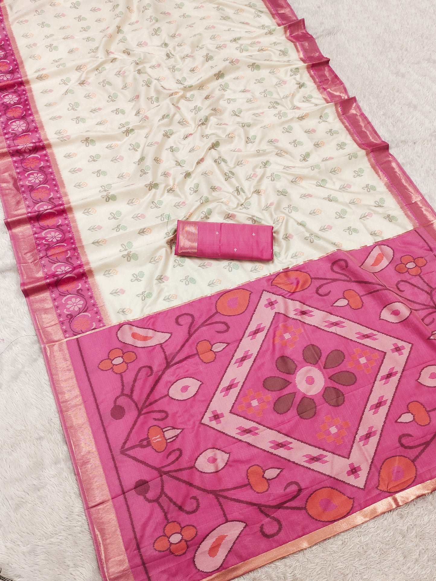 Catalogue Designer Pochampalli Silk Saree