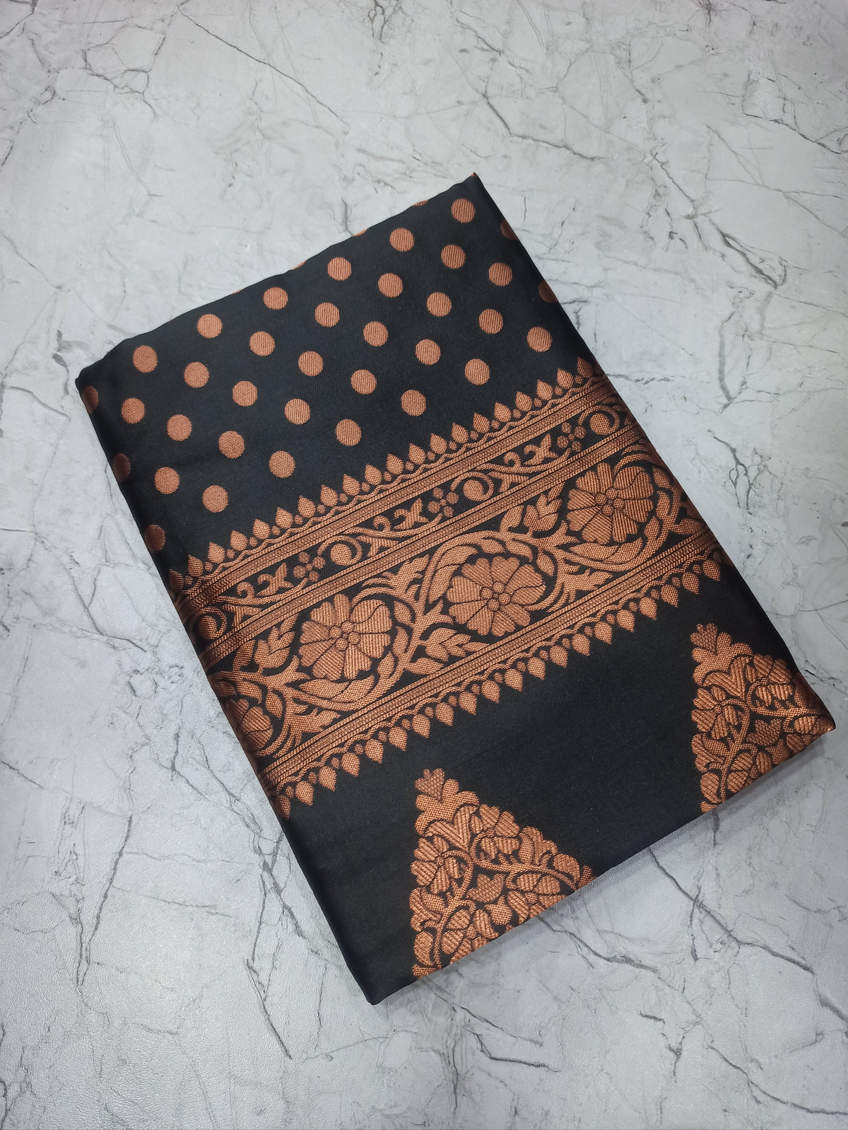Catalogue Designer Silk Saree