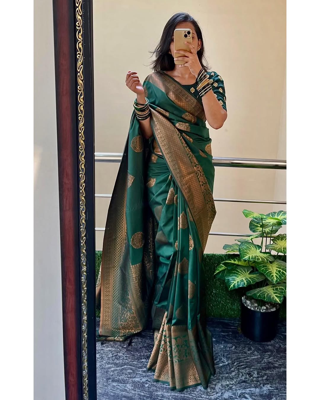 Catalogue Designer Silk Saree