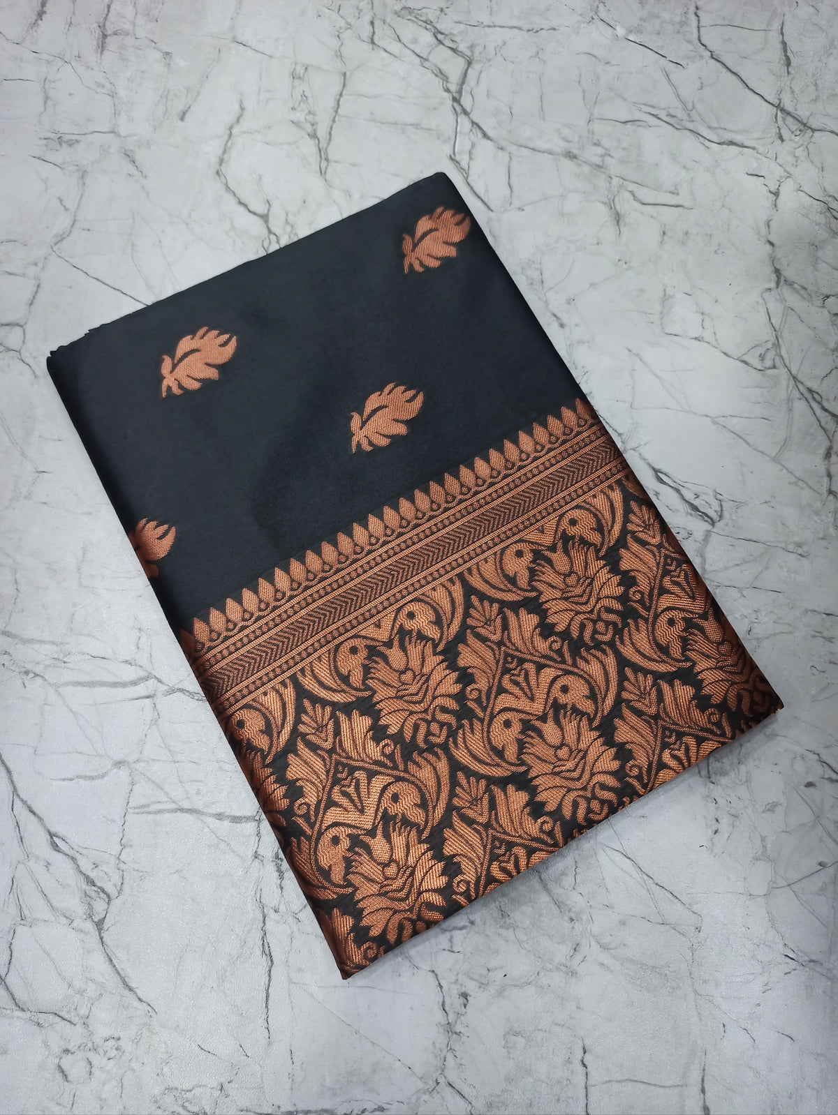 Catalogue Designer Silk Saree