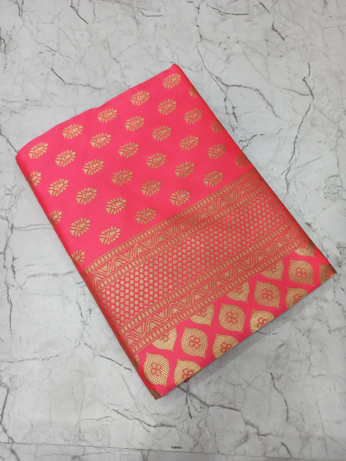 Catalogue Designer Silk Saree