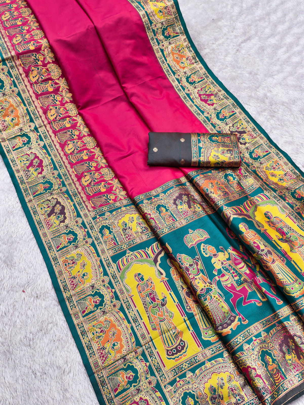 Catalogue Designer Silk Saree