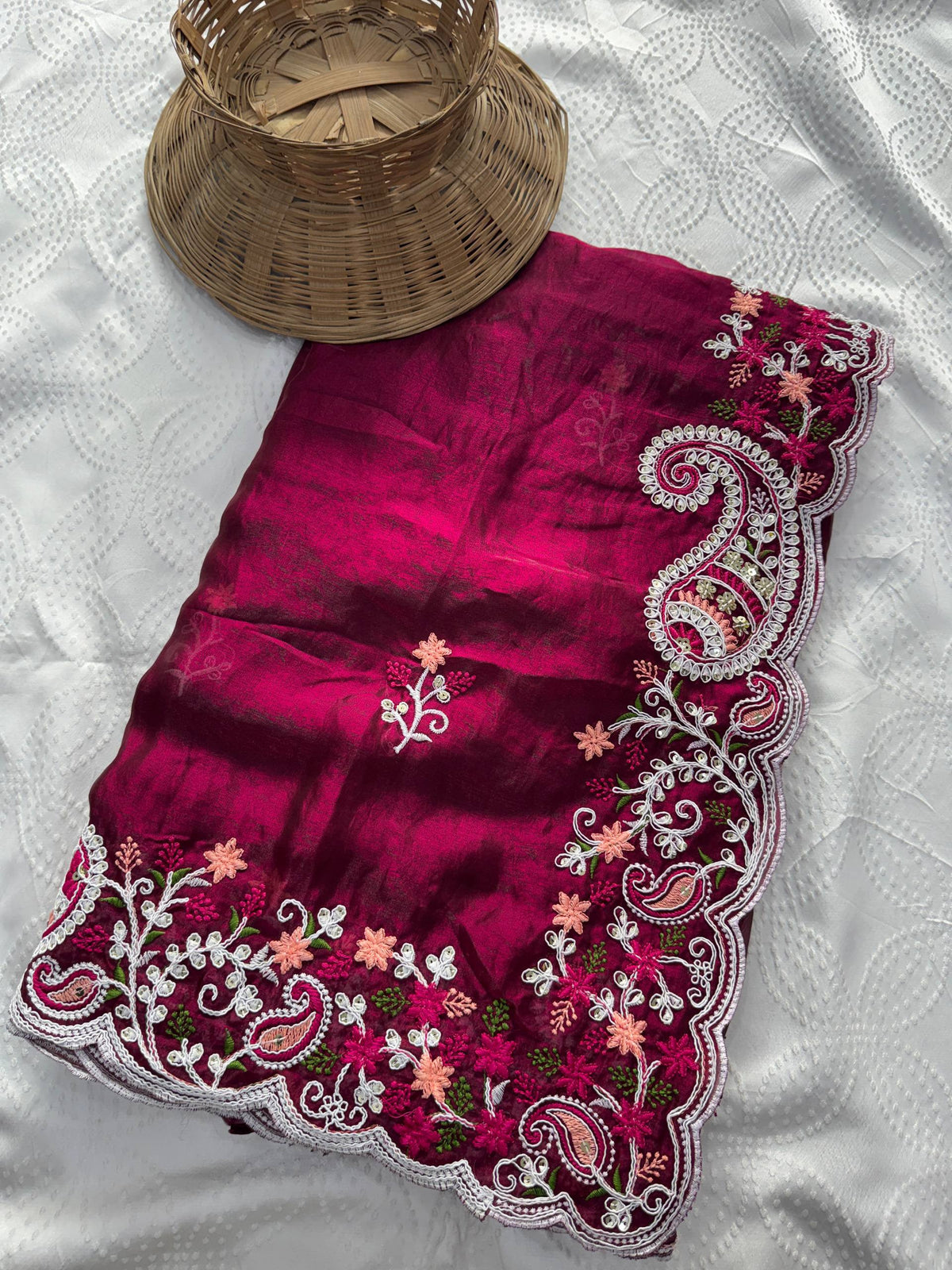 Catalogue Designer Silk Saree