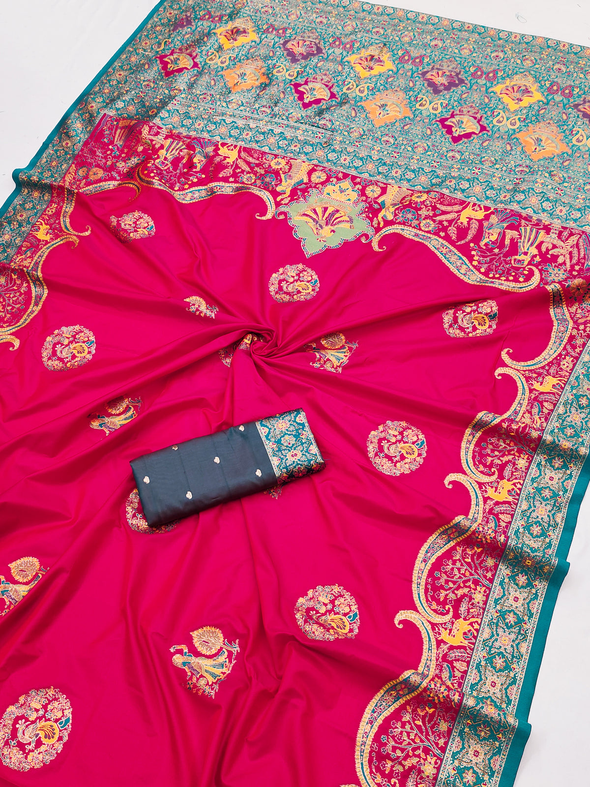 Catalogue Designer Silk Saree