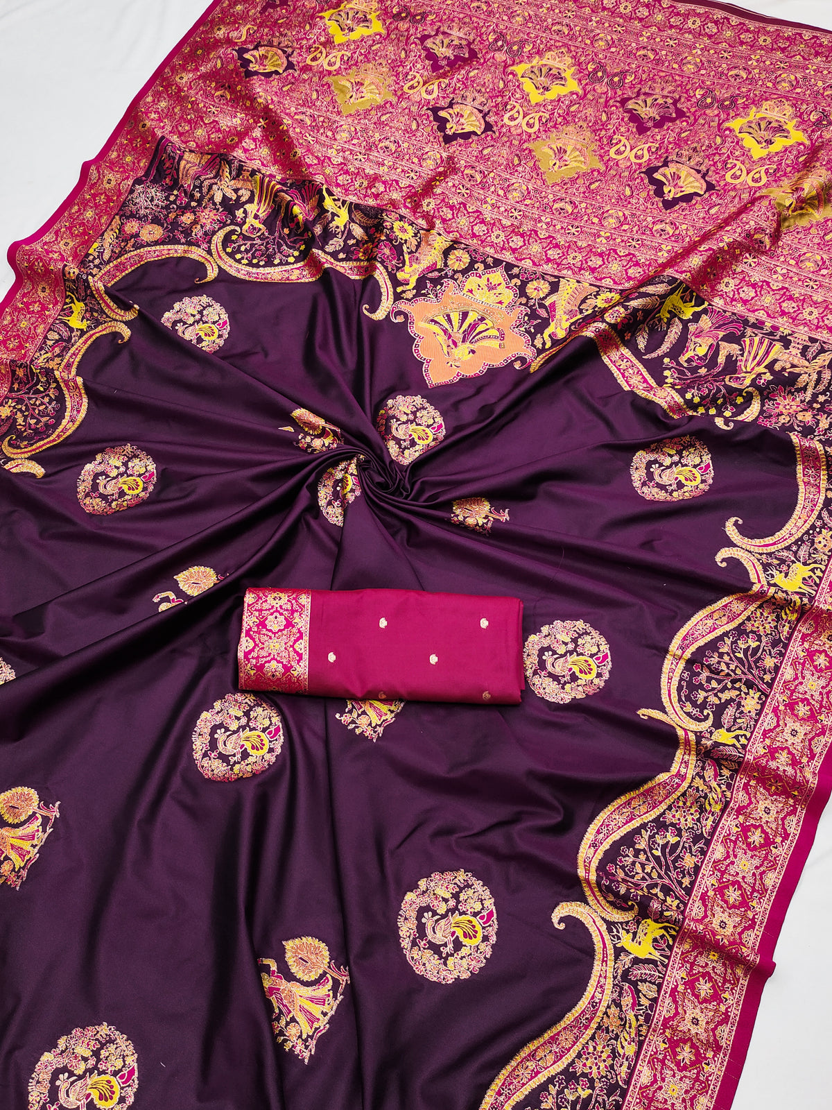 Catalogue Designer Silk Saree