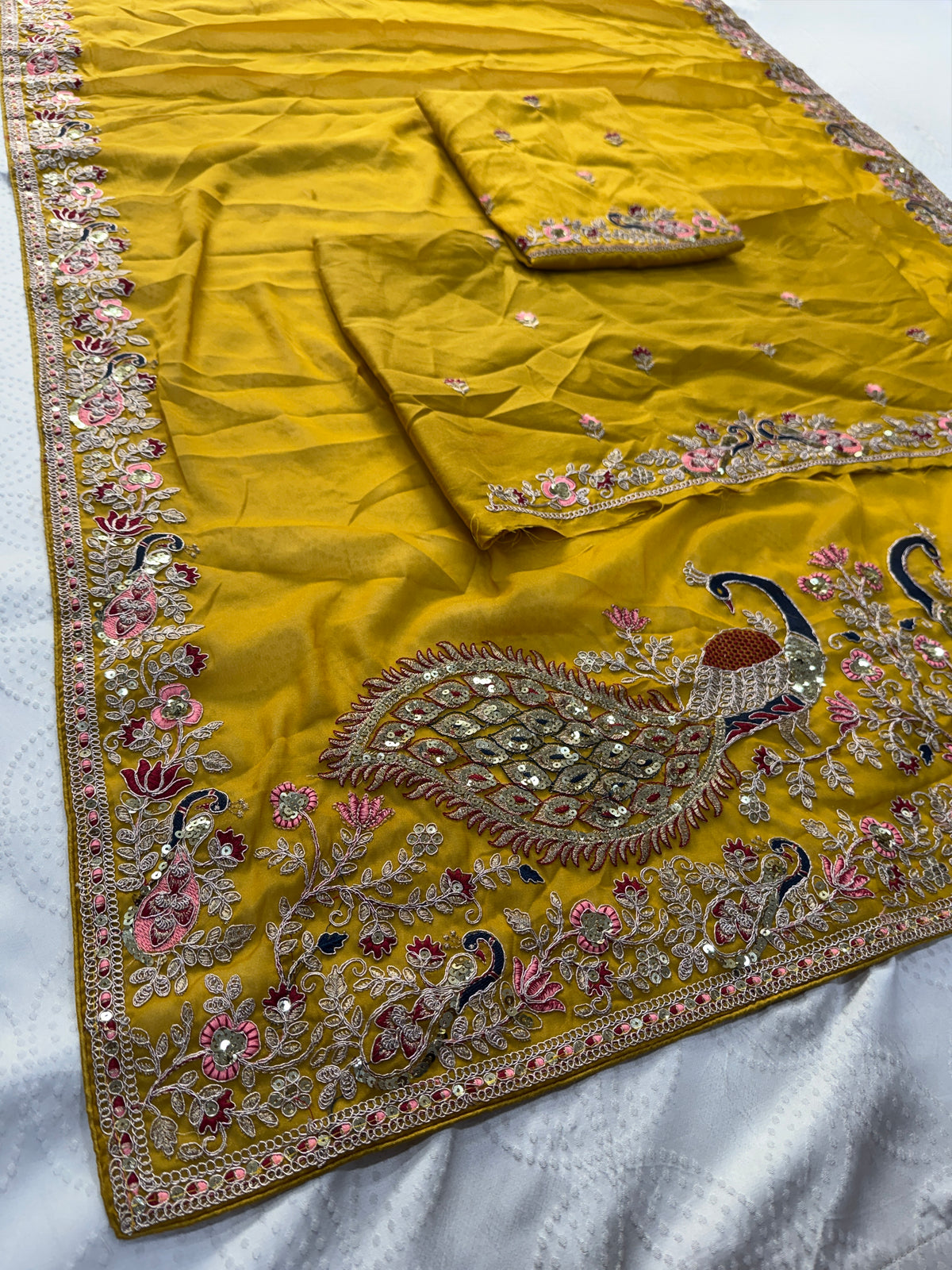 Catalogue Designer Silk Saree