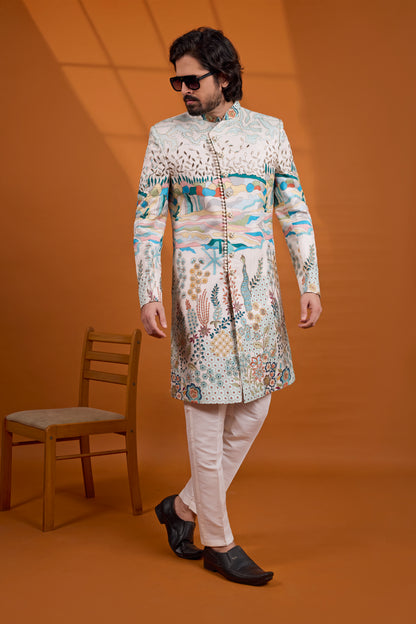 Traditional Indowestren Sherwani.