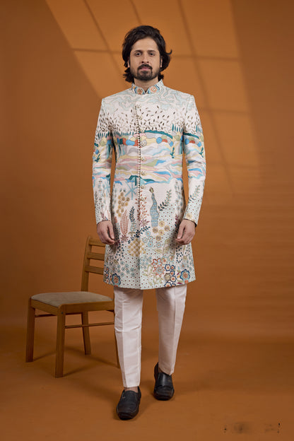 Traditional Indowestren Sherwani.
