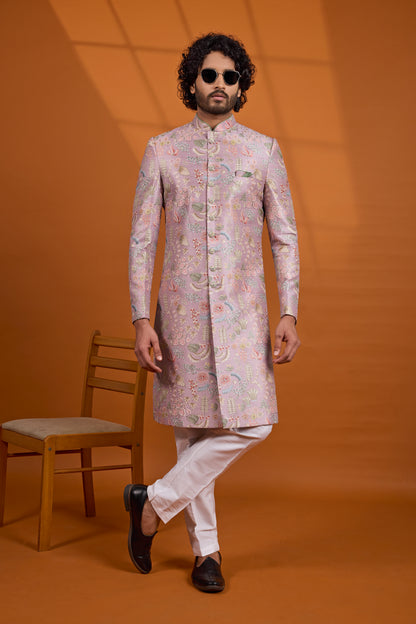 Traditional Indowestren Sherwani.