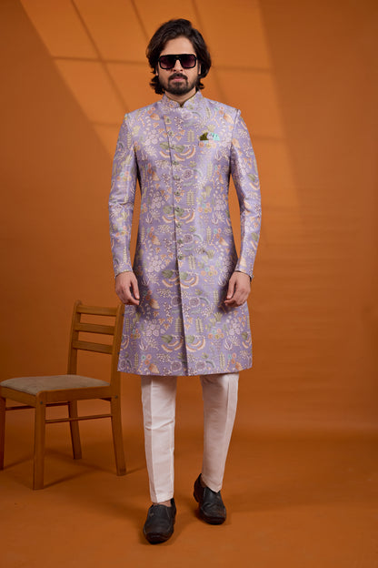 Traditional Indowestren Sherwani.