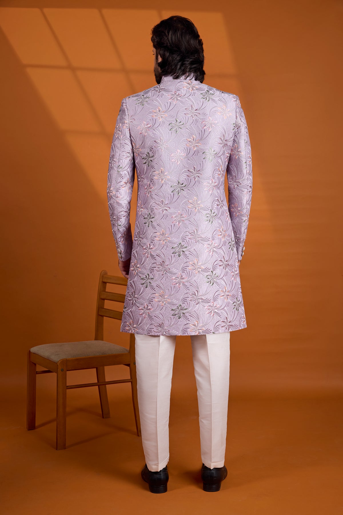 Traditional Indowestren Sherwani.