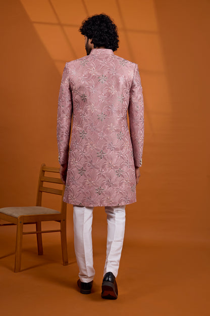 Traditional Indowestren Sherwani.