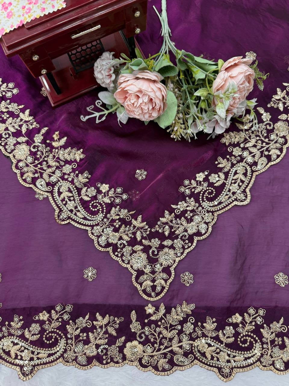 Catalogue Designer Silk Saree