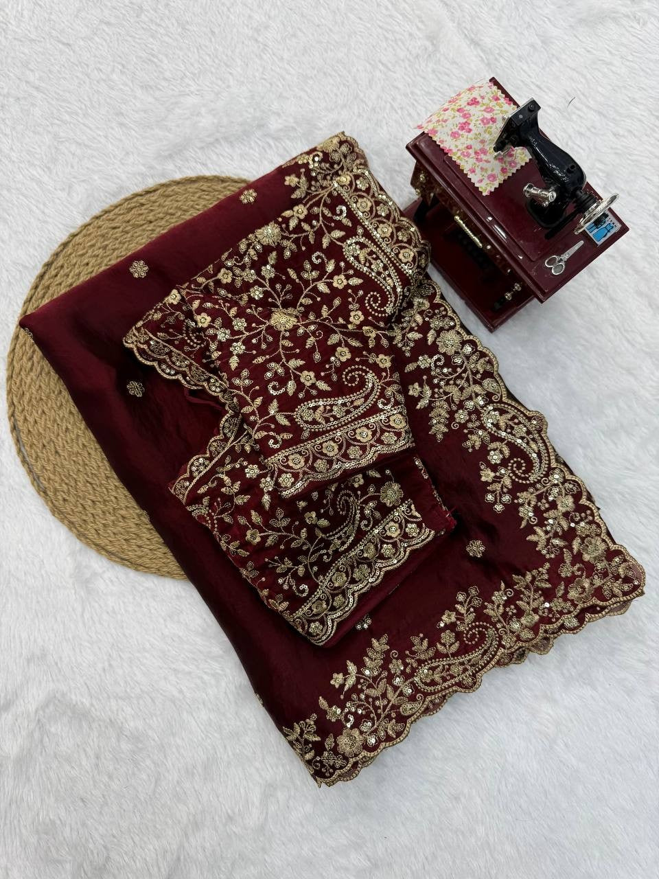 Catalogue Designer Silk Saree