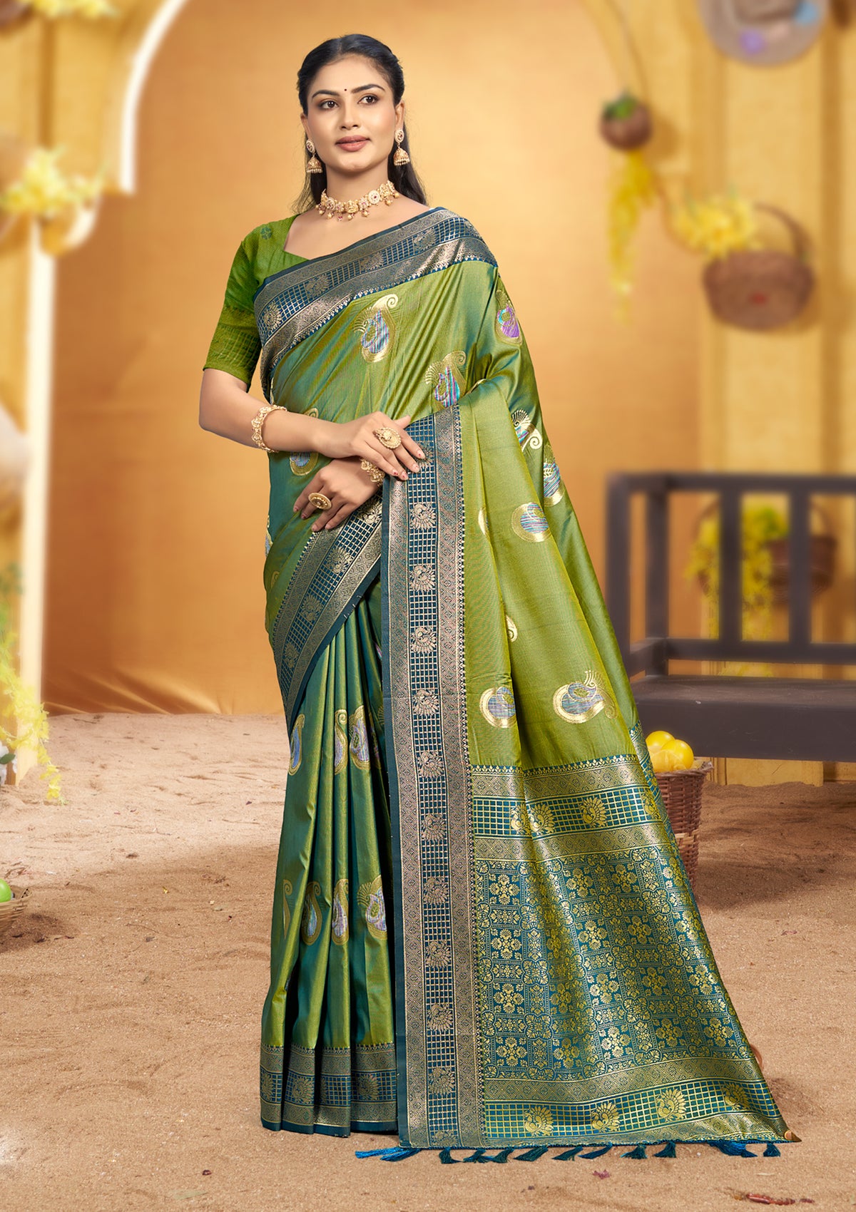 Catalogue Designer Silk Saree