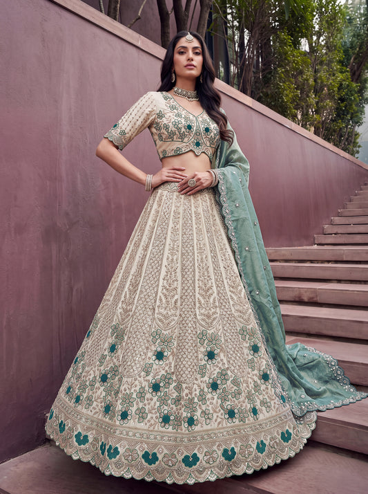 Latest Semi Stitched Lehenga Choli With Dupatta.