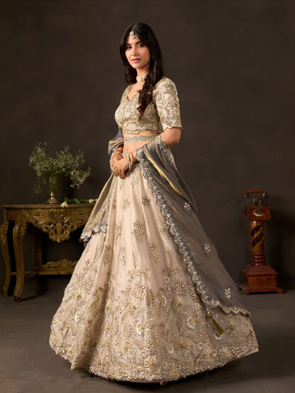 Latest Semi Stitched Lehenga Choli With Dupatta.