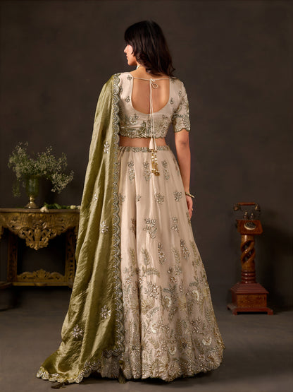 Latest Semi Stitched Lehenga Choli With Dupatta.