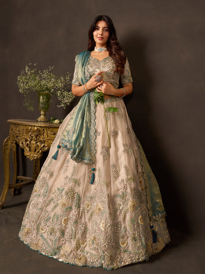 Latest Semi Stitched Lehenga Choli With Dupatta.