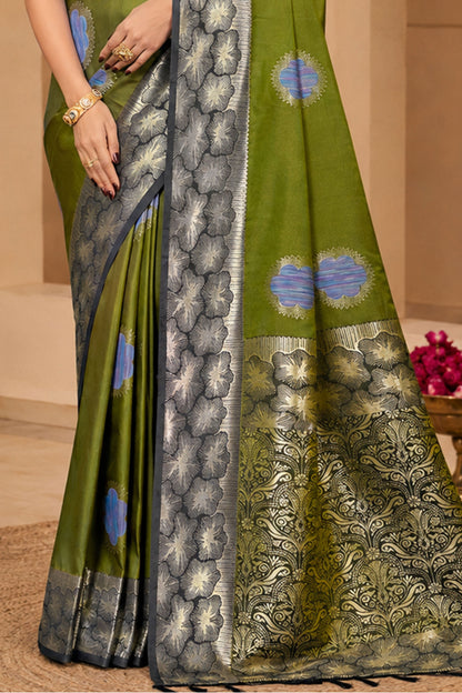 Catalogue Designer Soft Silk Saree