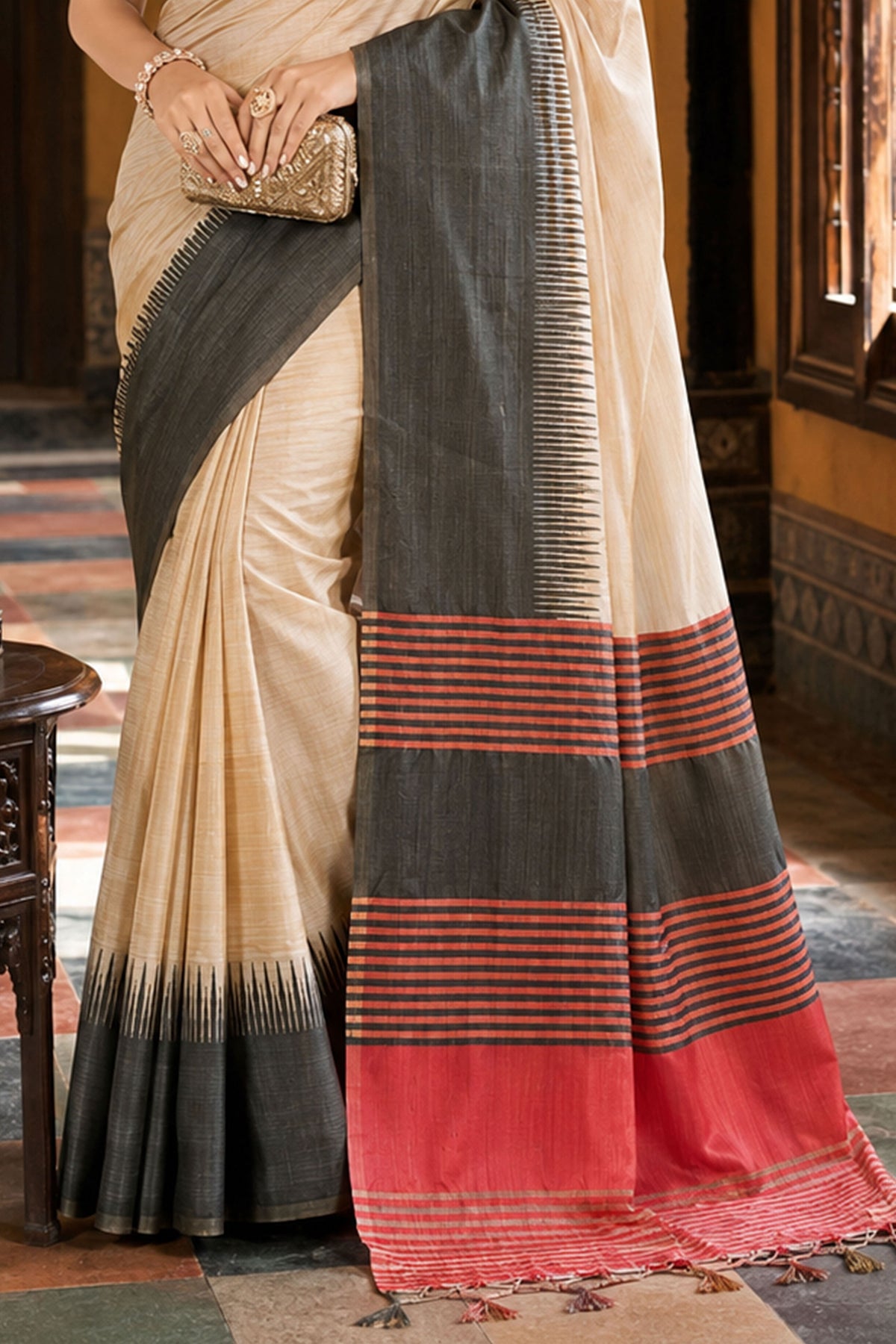 Catalogue Designer Silk Saree