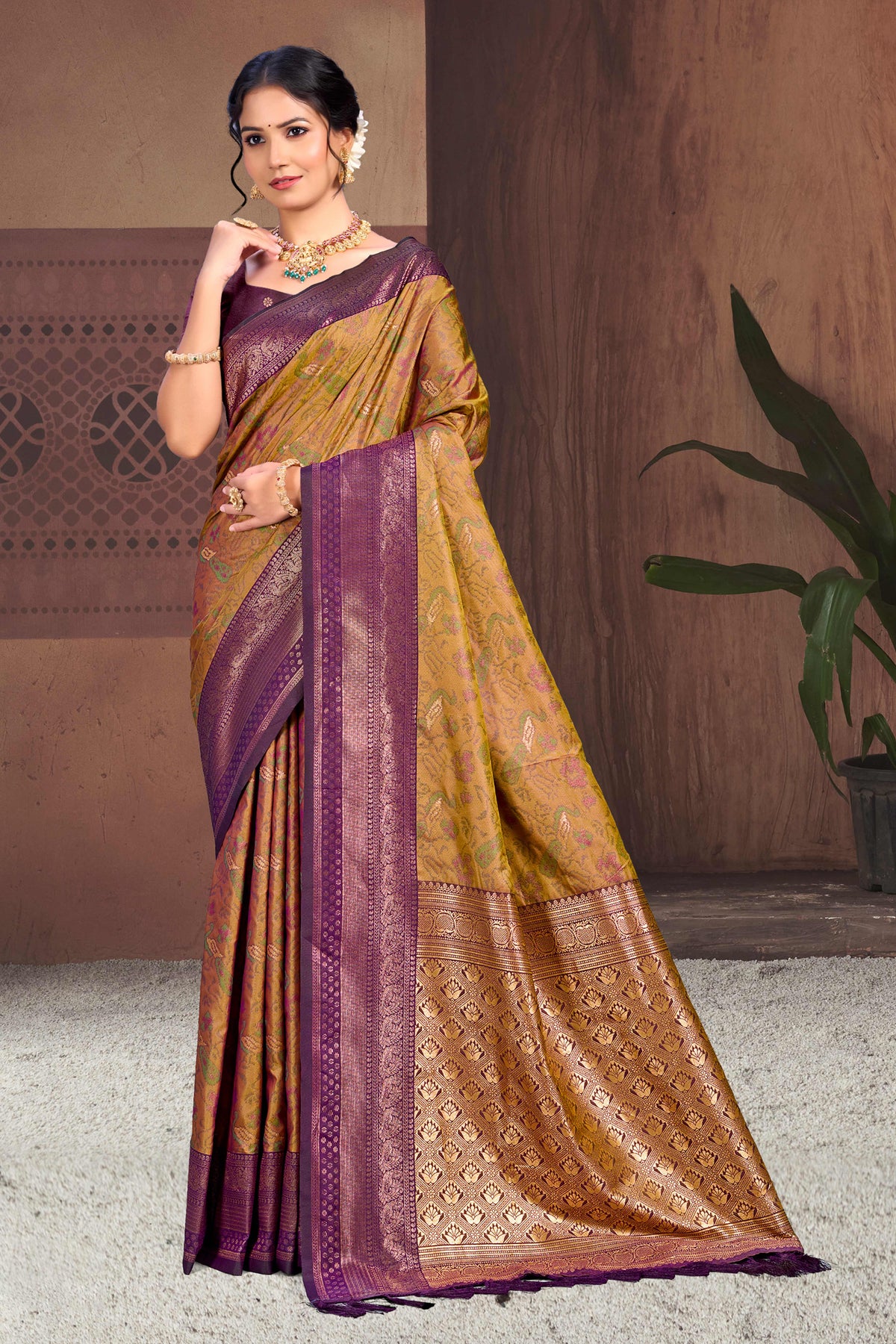 Catalogue Designer Silk Saree