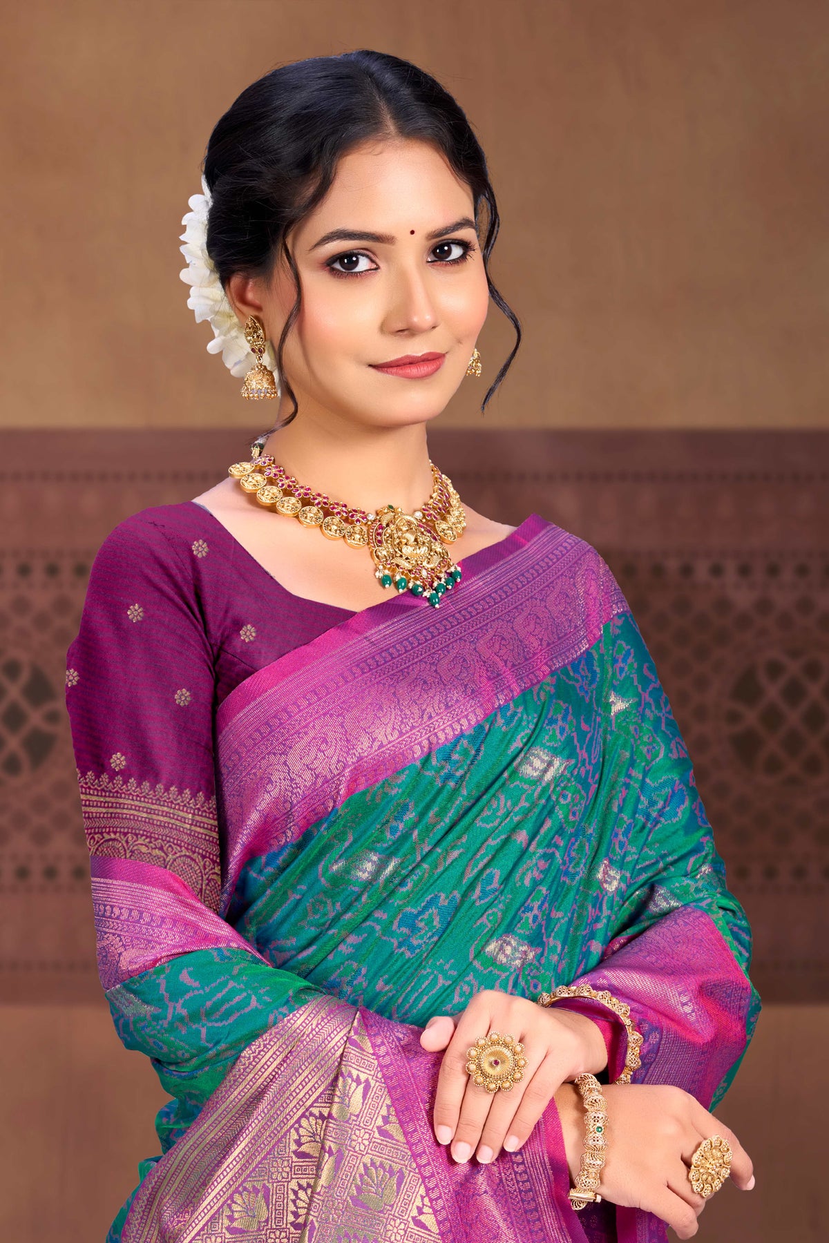 Catalogue Designer Silk Saree
