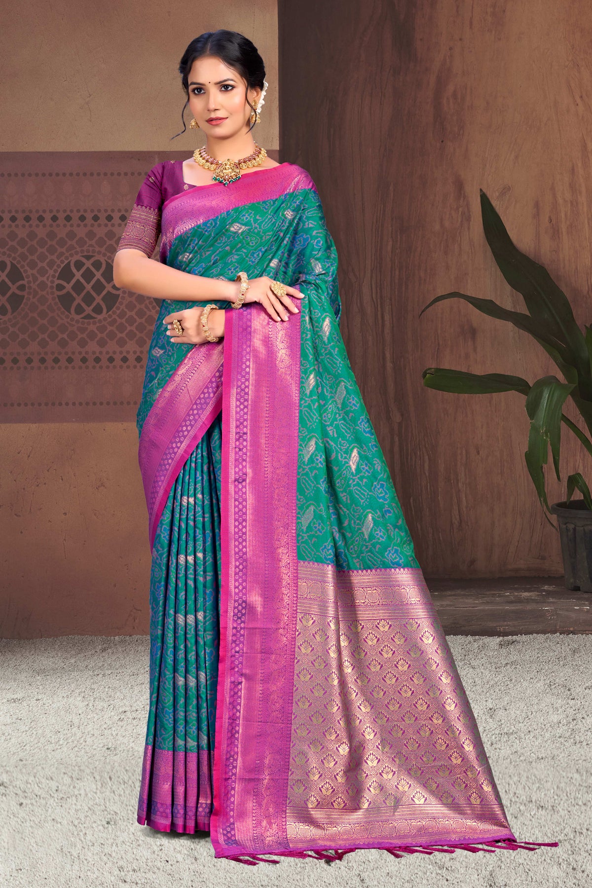 Catalogue Designer Silk Saree