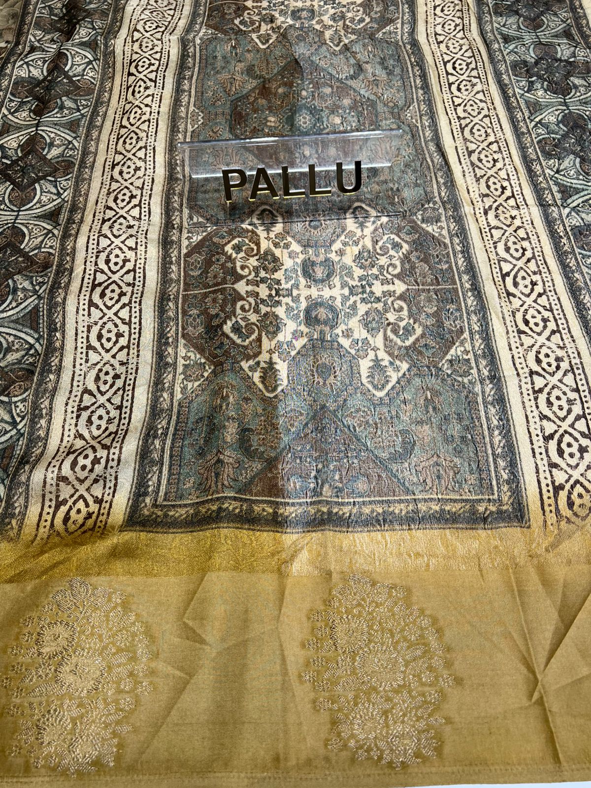 Pure Linen Silk Saree.