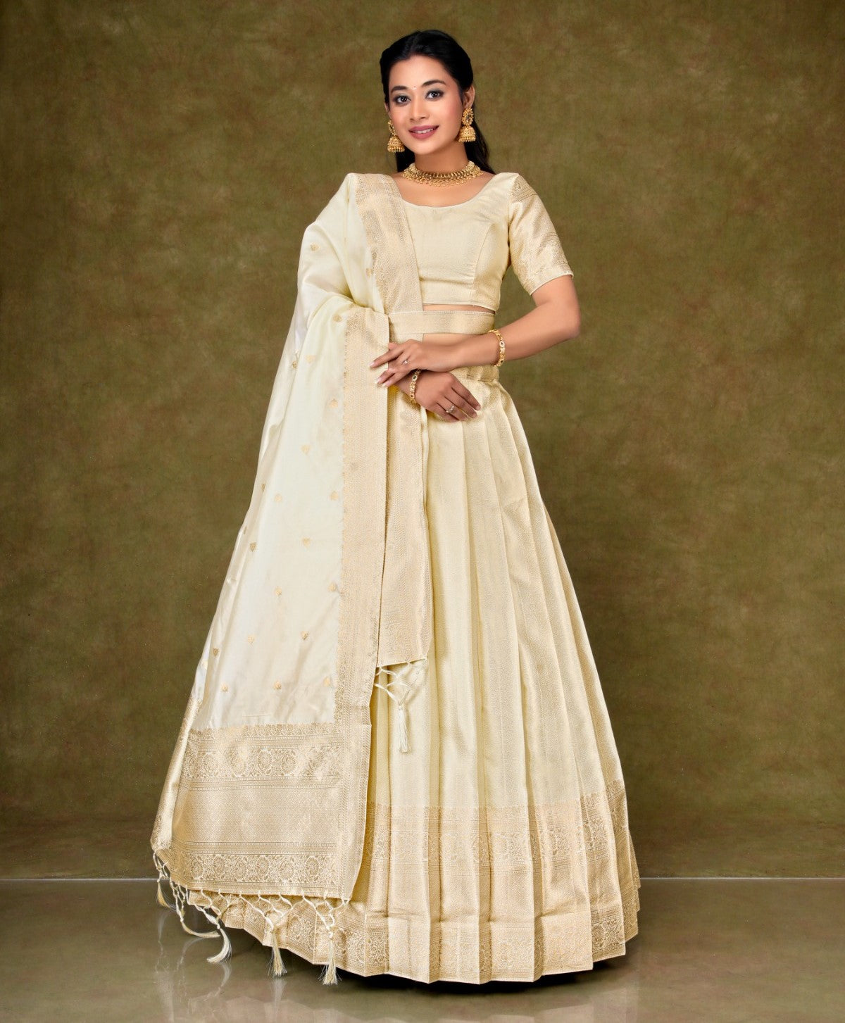 Latest Semi Stitched Lehenga Choli With Dupatta.