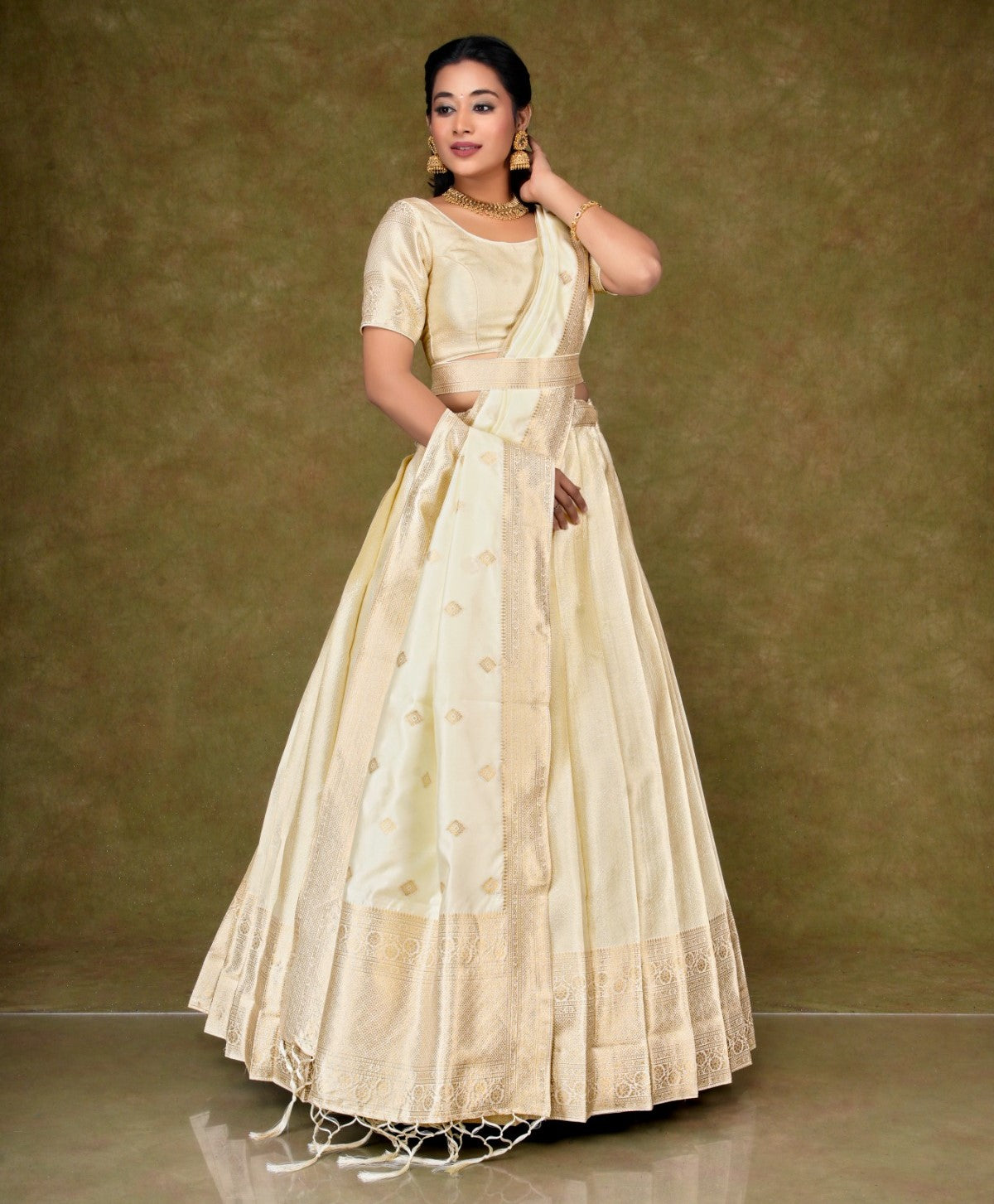 Latest Semi Stitched Lehenga Choli With Dupatta.