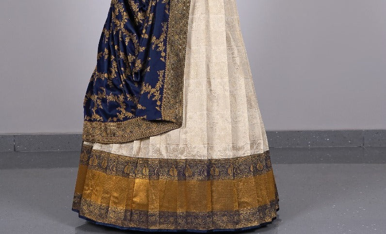 Latest Semi Stitched Lehenga Choli With Dupatta.