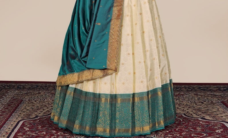 Latest Semi Stitched Lehenga Choli With Dupatta.