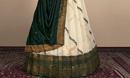 Latest Semi Stitched Lehenga Choli With Dupatta.