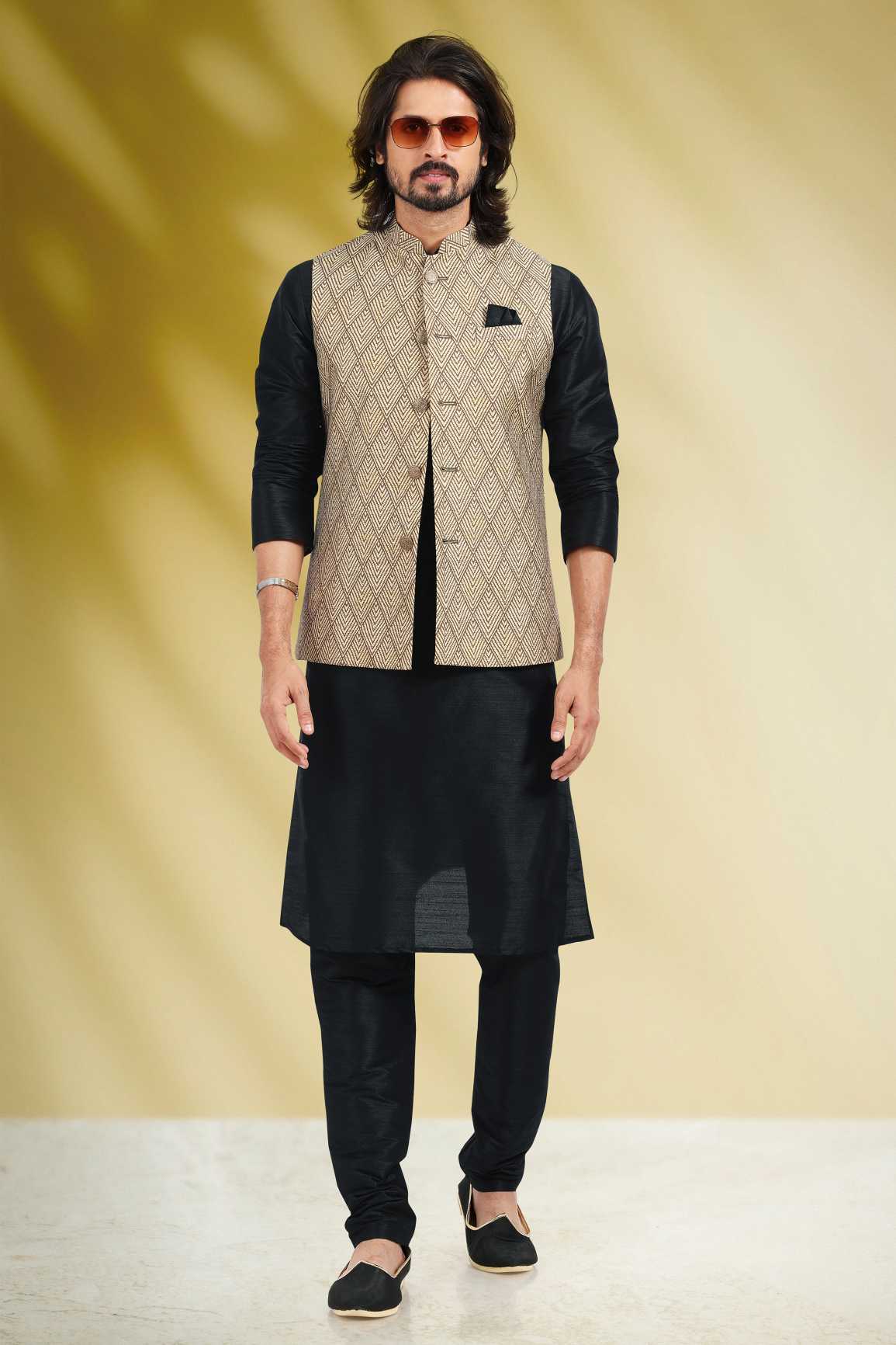 Indo Westren Wear For Mens – Sudarshansarees